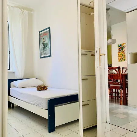 Apt 1 Garden Apartment *
